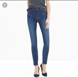 Madewell Jeans - size 29 - Reserved